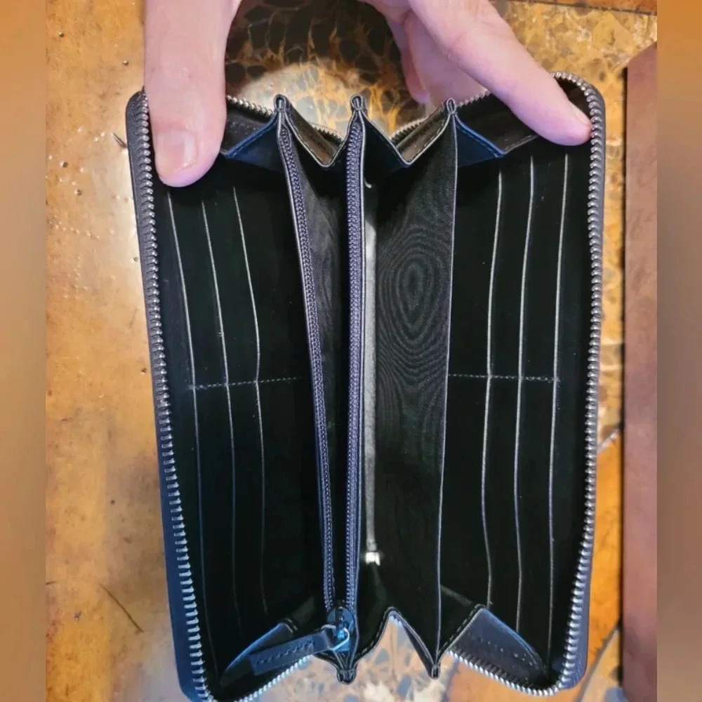 Gucci Blade long zip around wallet - Picture 6 of 9